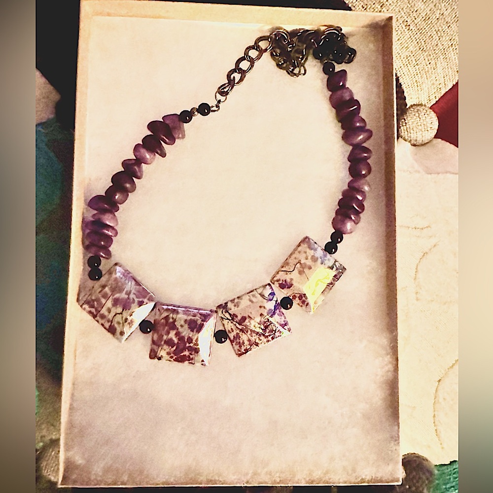 Purple floral printed necklace